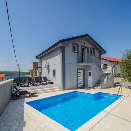 Josip With Seaview And Heated Pool - By Ta Leut Agency Vila *