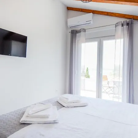 Vila Josip With Seaview And Heated Pool - By Ta Leut Agency
