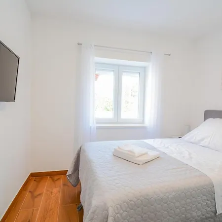 Vila Josip With Seaview And Heated Pool - By Ta Leut Agency *