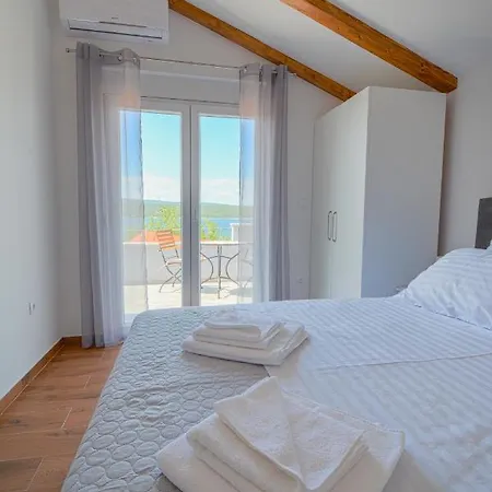 Josip With Seaview And Heated Pool - By Ta Leut Agency