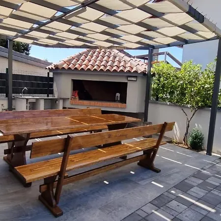 Josip With Seaview And Heated Pool - By Ta Leut Agency Villa