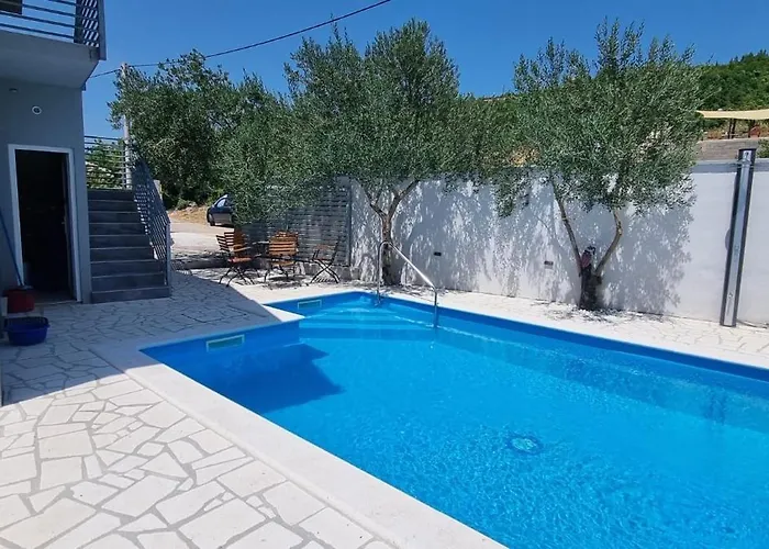Josip With Seaview And Heated Pool - By Ta Leut Agency